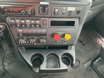 LL054960 - 2020 International LT625: Dash Components