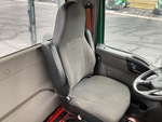 LL051858 - 2020 International LT625: Seats/Armrests
