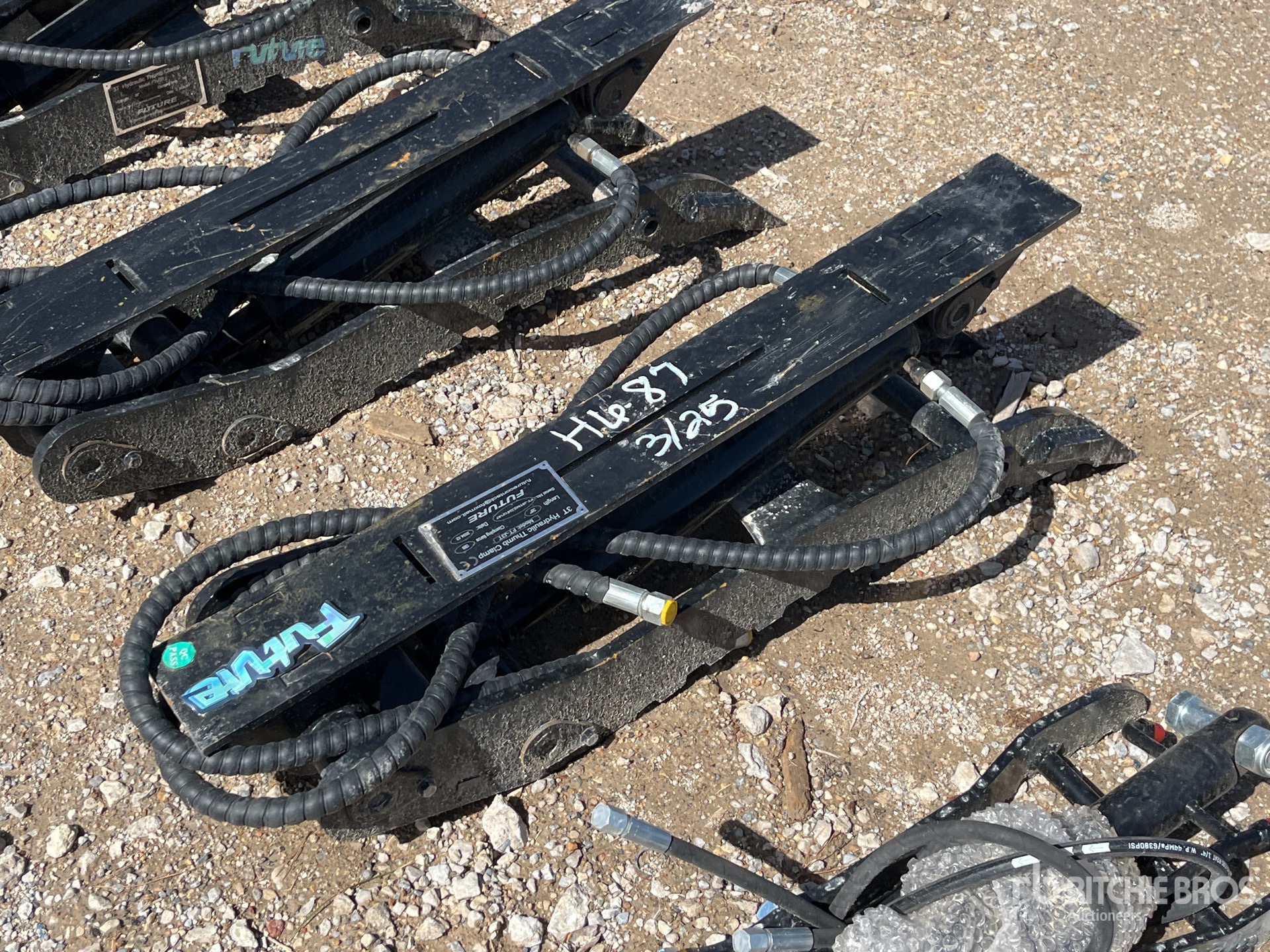 General Appearance with Bild, Ecke hinten rechts