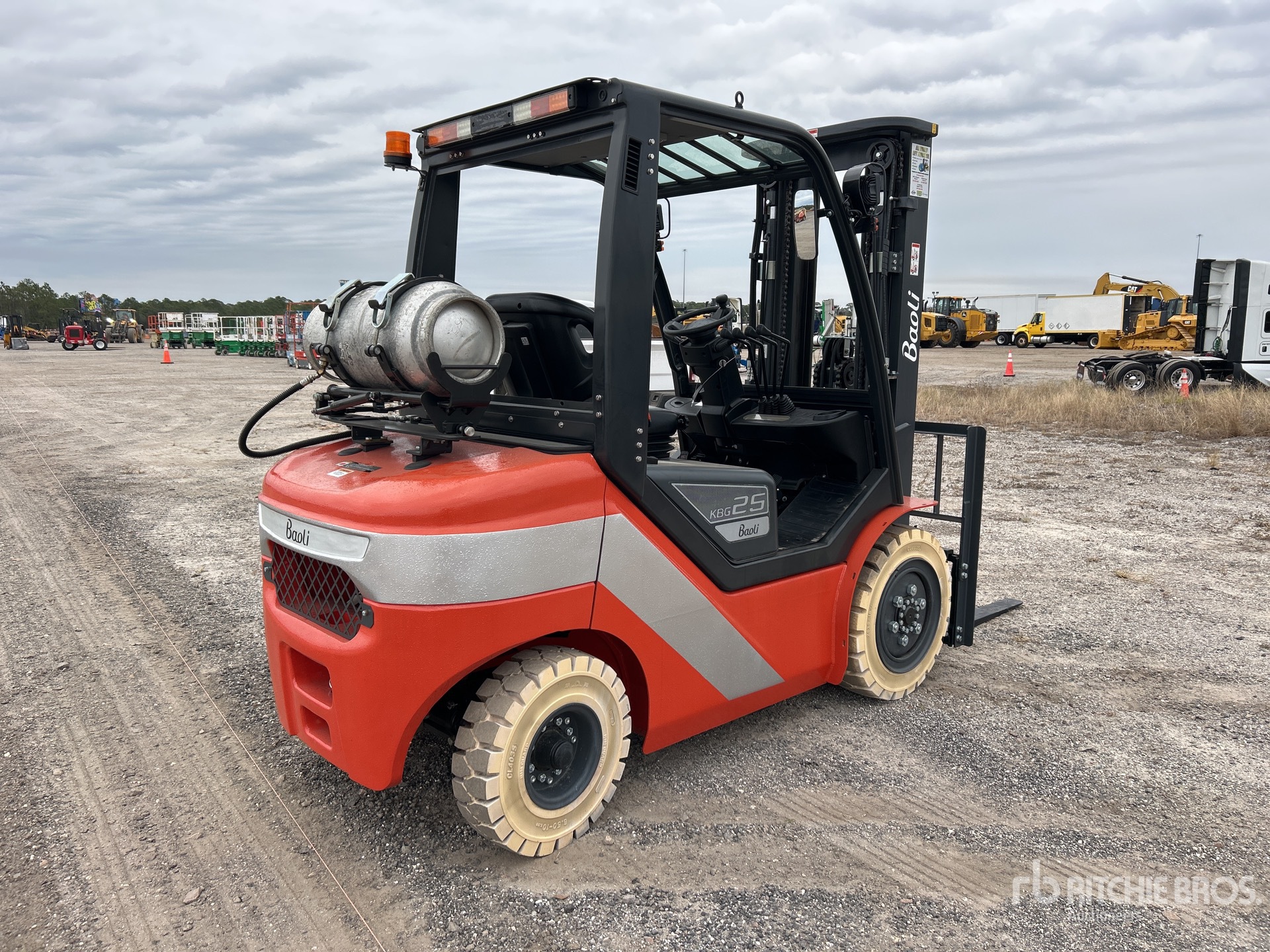 2023 Linde Baoli KBG25 4861 Lb Pneumatic Tire Forklift Unused 