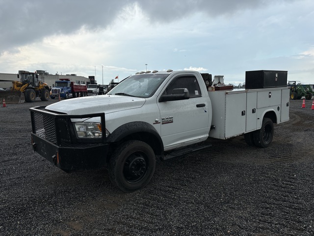 2018 Ram 5500HD 4x4 Utility Truck