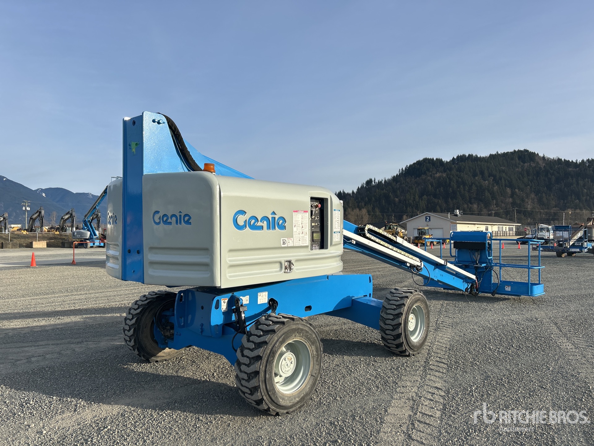 2016 Genie S40 4WD Diesel Telescopic Boom Lift | Ritchie Bros. Auctioneers