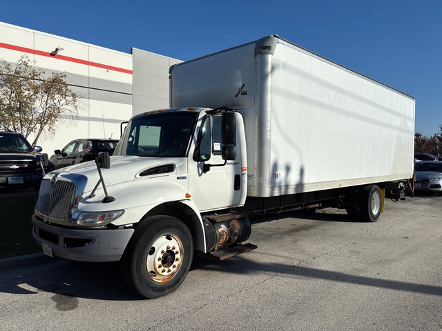 2014 International 4300 Durastar 4x2 Van Truck