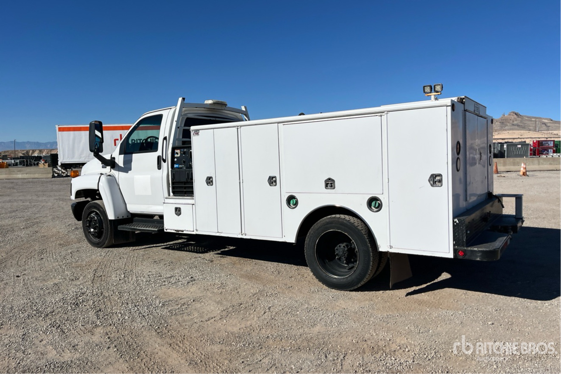 General Appearance with Picture, Left Rear Corner