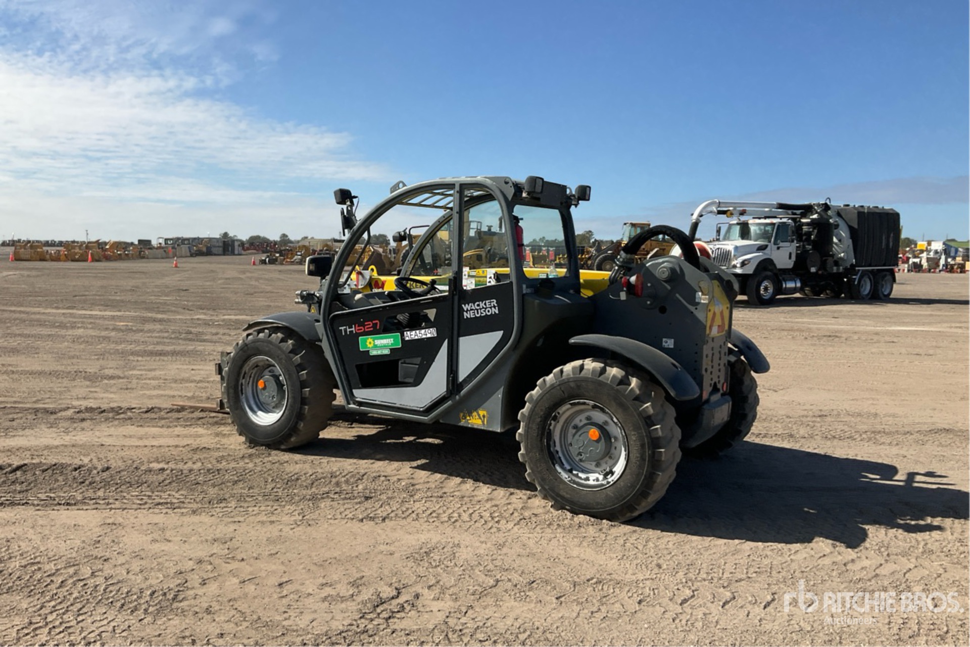 General Appearance with Picture, Left Rear Corner