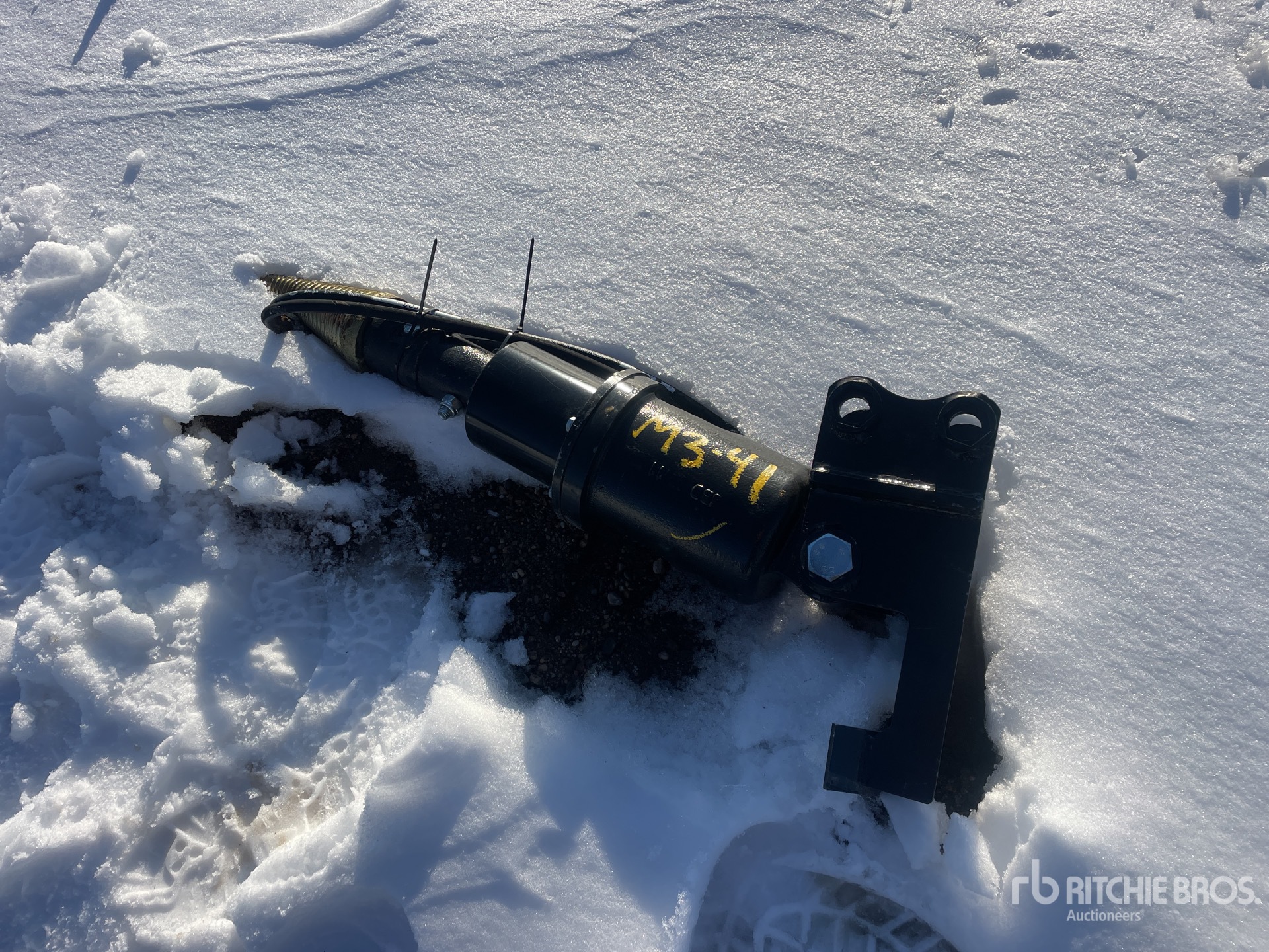 General Appearance with Foto, angolo anteriore sinistro