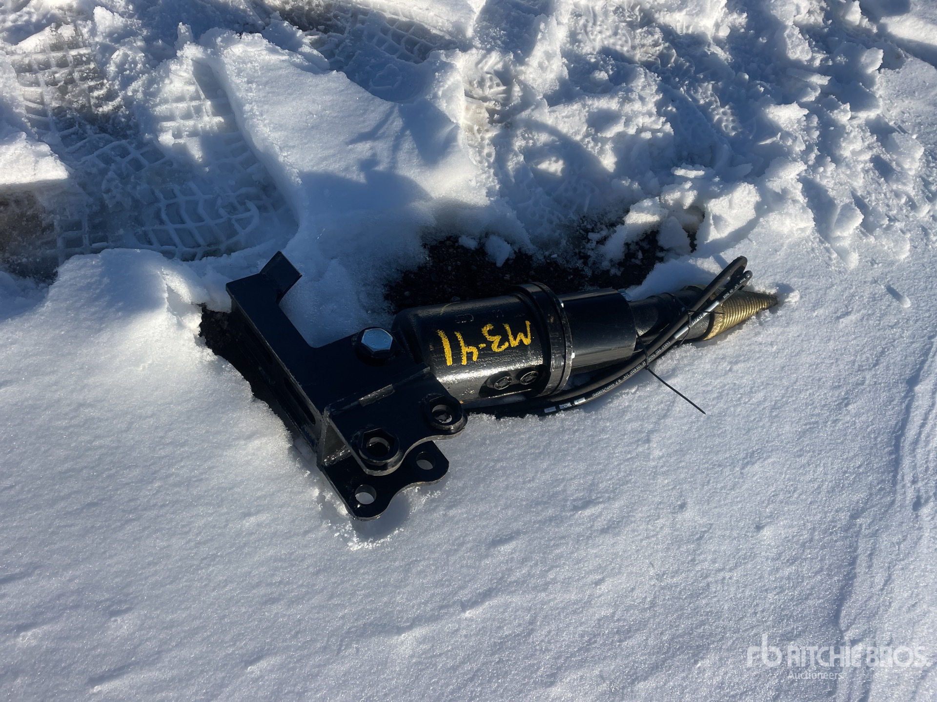 General Appearance with Foto, angolo posteriore sinistro