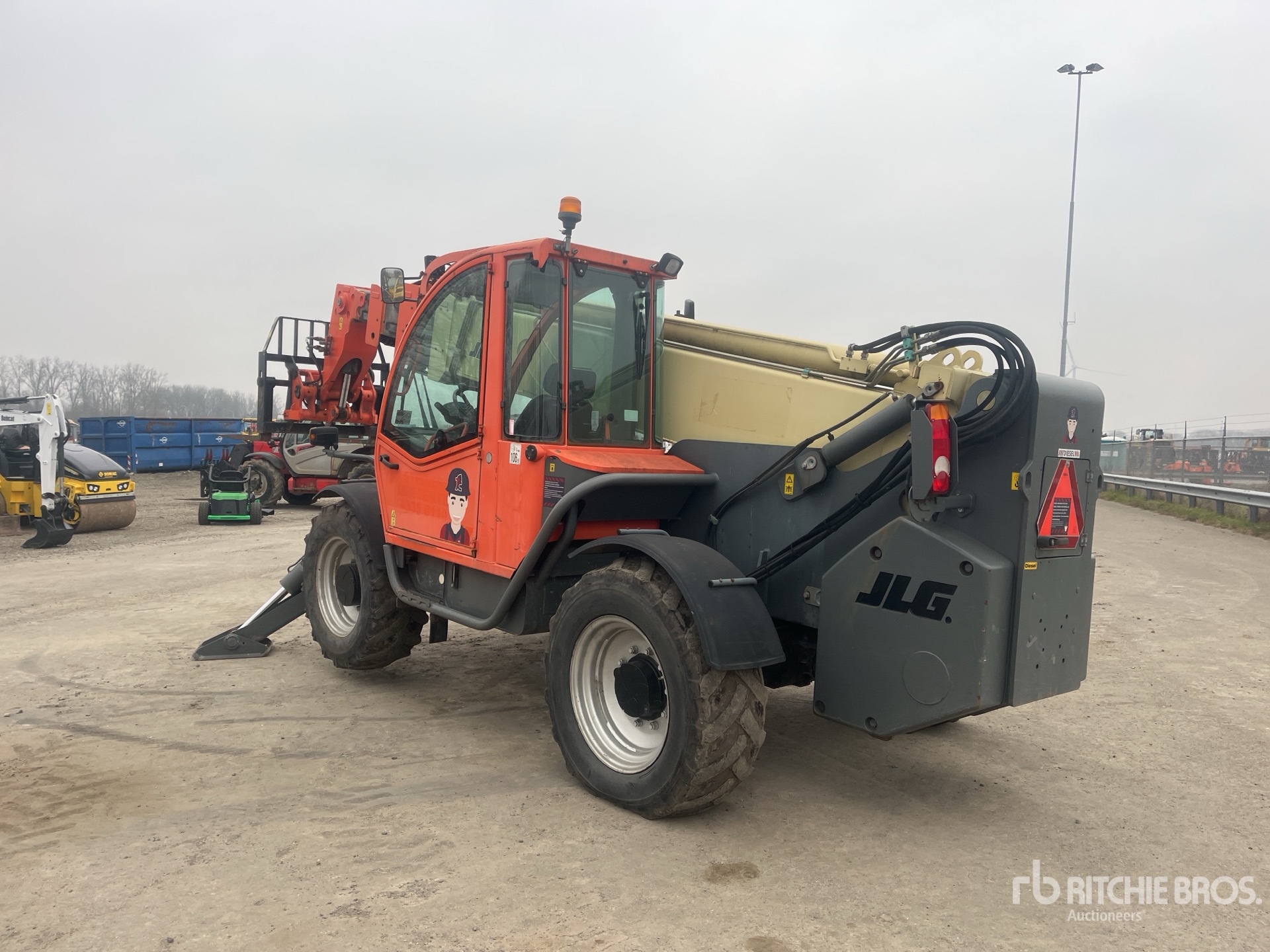 General Appearance with Picture, Left Rear Corner