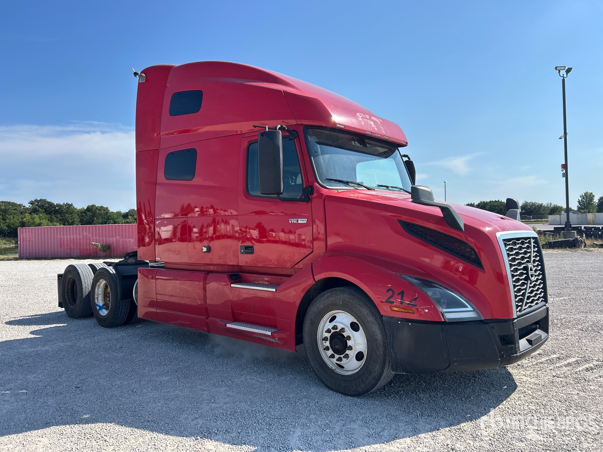 2019 Volvo VNL760