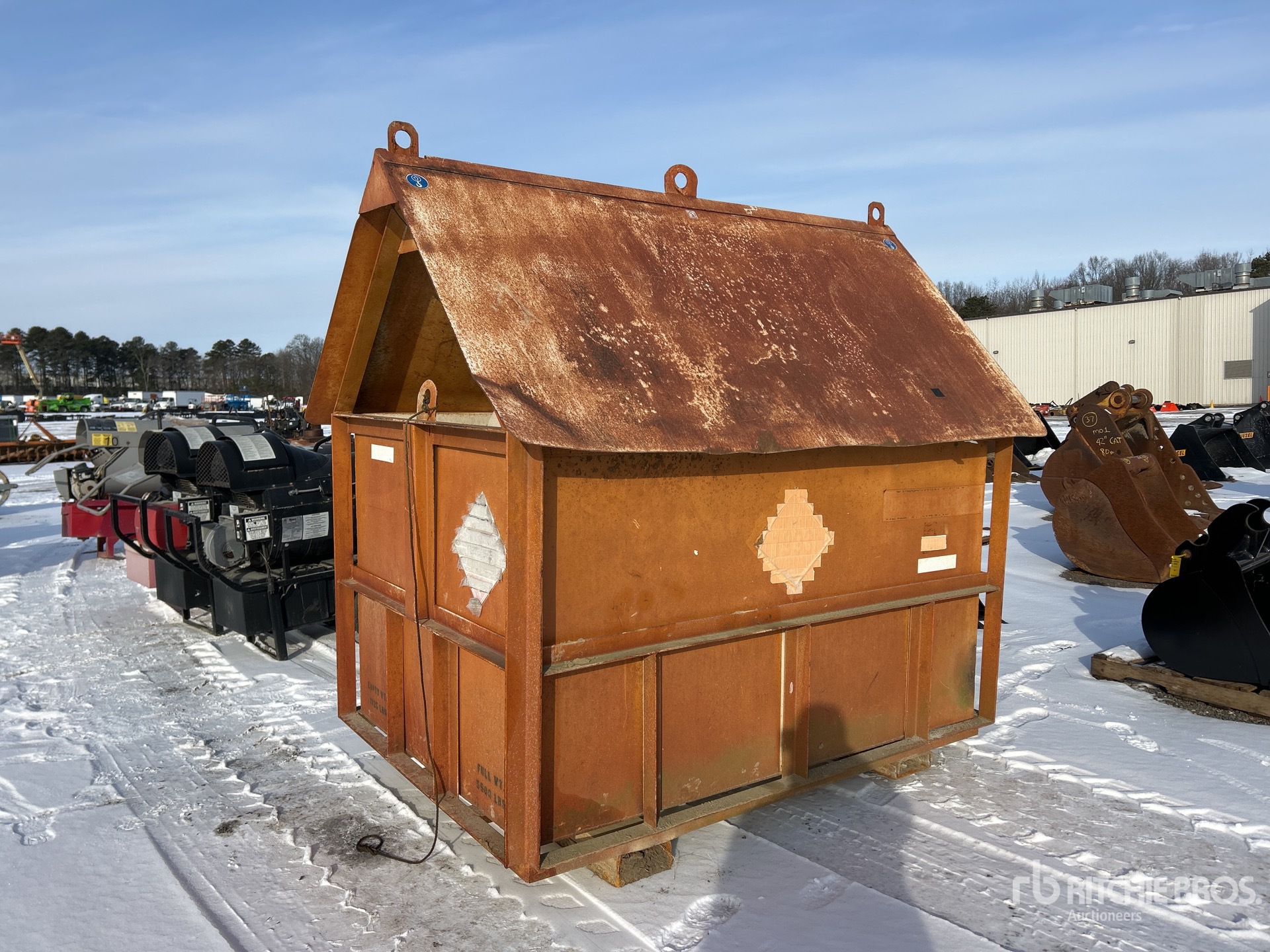 General Appearance with Picture, Left Front Corner