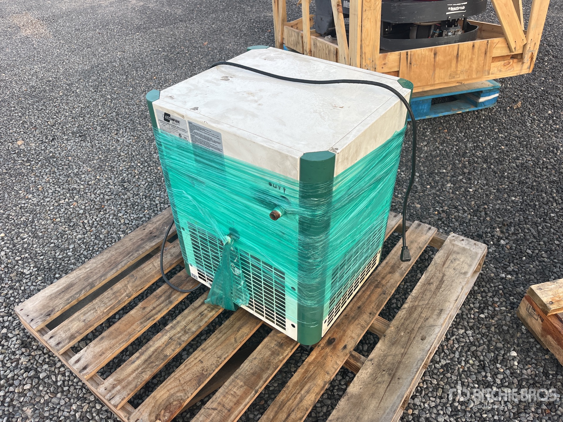 General Appearance with Picture, Left Front Corner