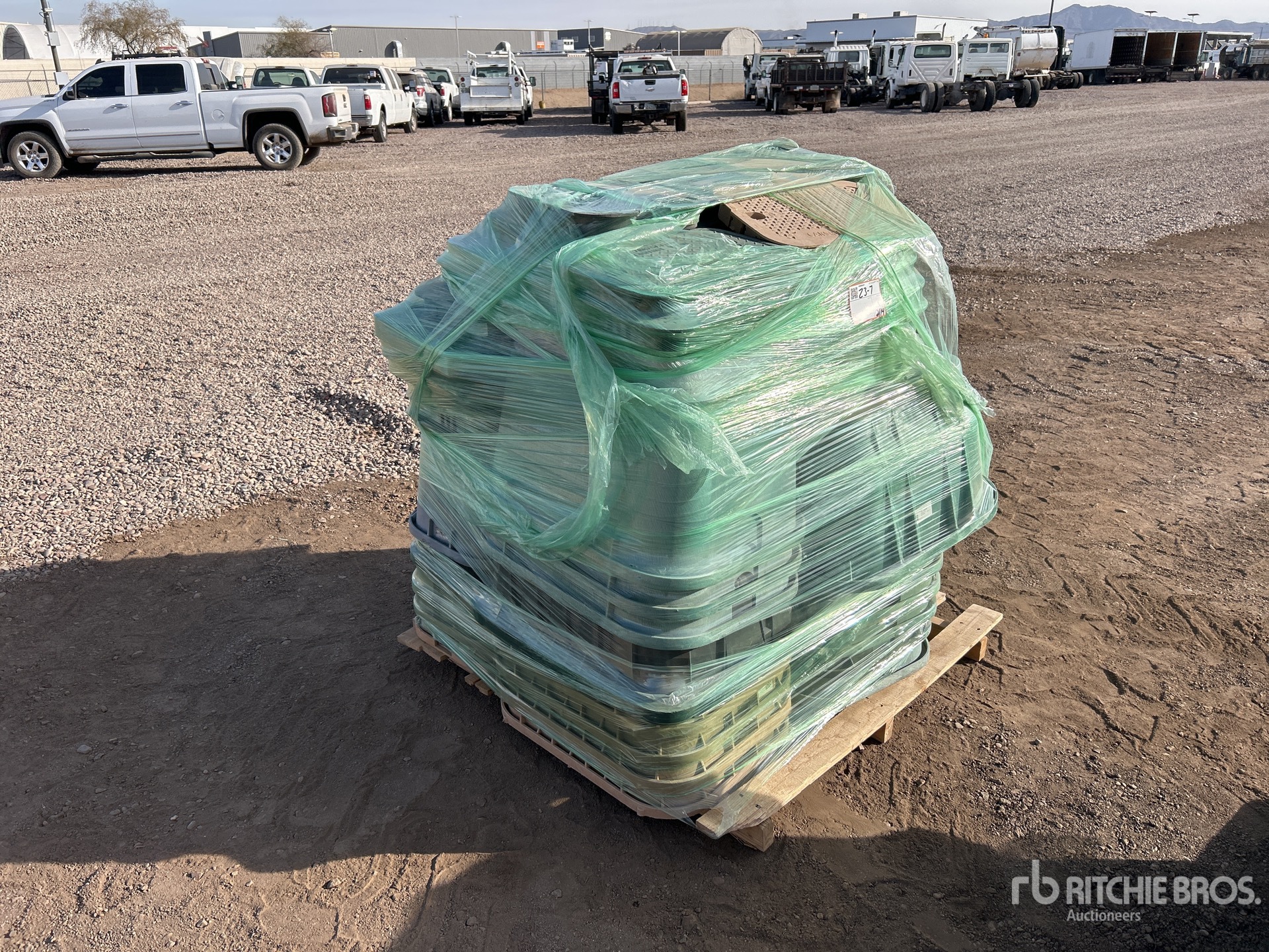 General Appearance with Picture, Left Rear Corner