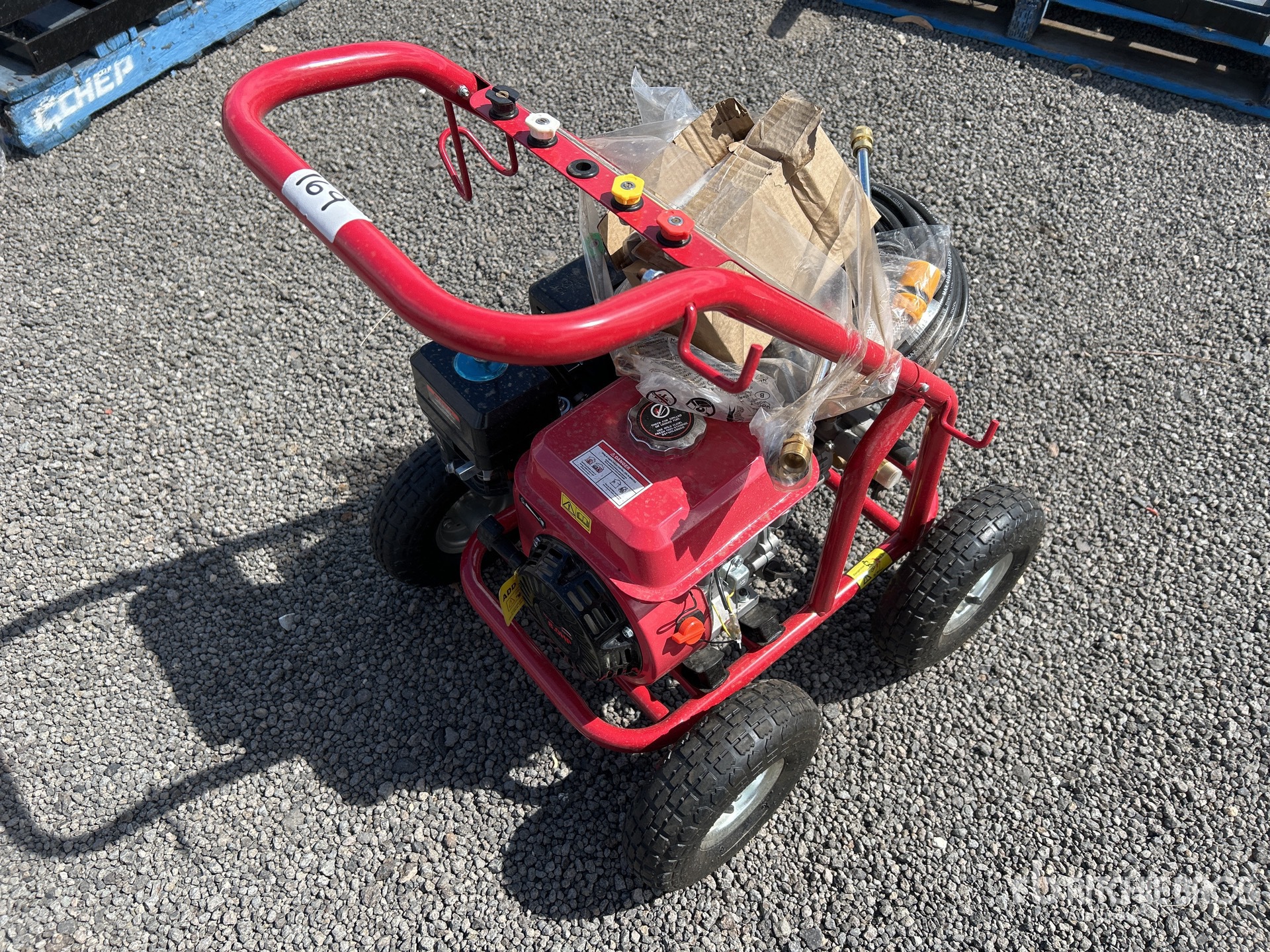 General Appearance with Picture, Right Rear Corner