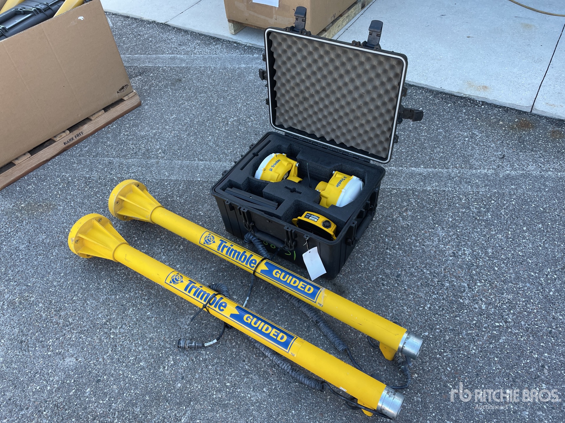 General Appearance with Featured Photo