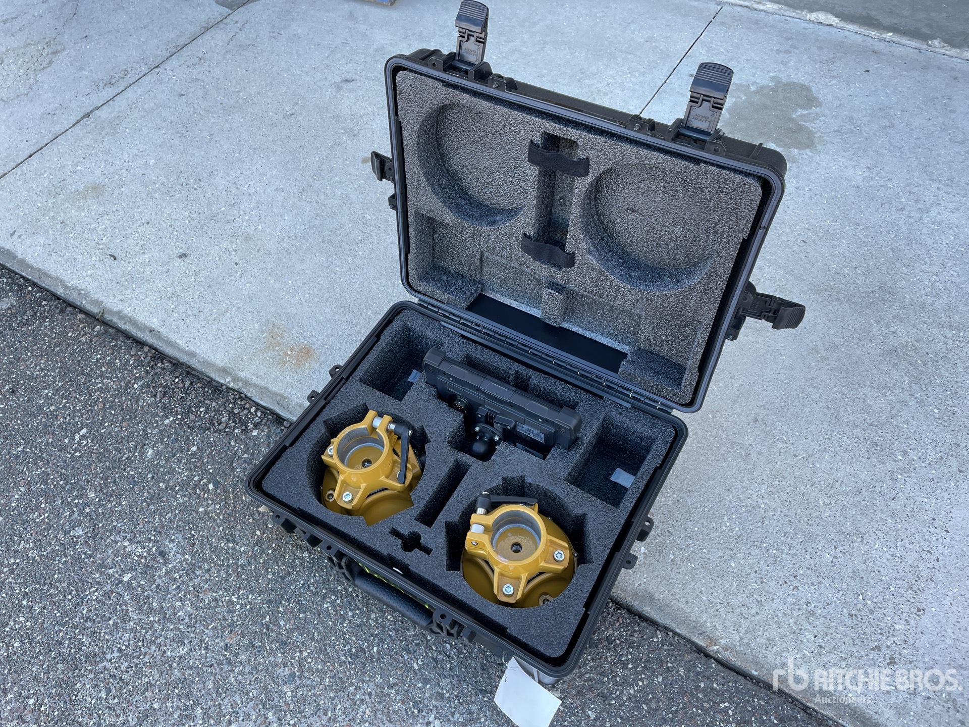 General Appearance with Featured Photo