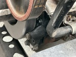 LL051859 - 2020 International LT625: Engine Oil Leaks