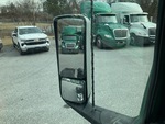 LL051859 - 2020 International LT625: Mirrors