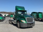 LL070358 - 2020 International LT625: Picture, Right Front Corner