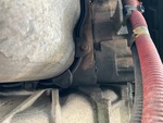 LL070358 - 2020 International LT625: Engine Oil Leaks