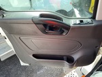 LN329019 - 2020 International LT625: Cab Doors