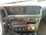LN329019 - 2020 International LT625: Dash Components