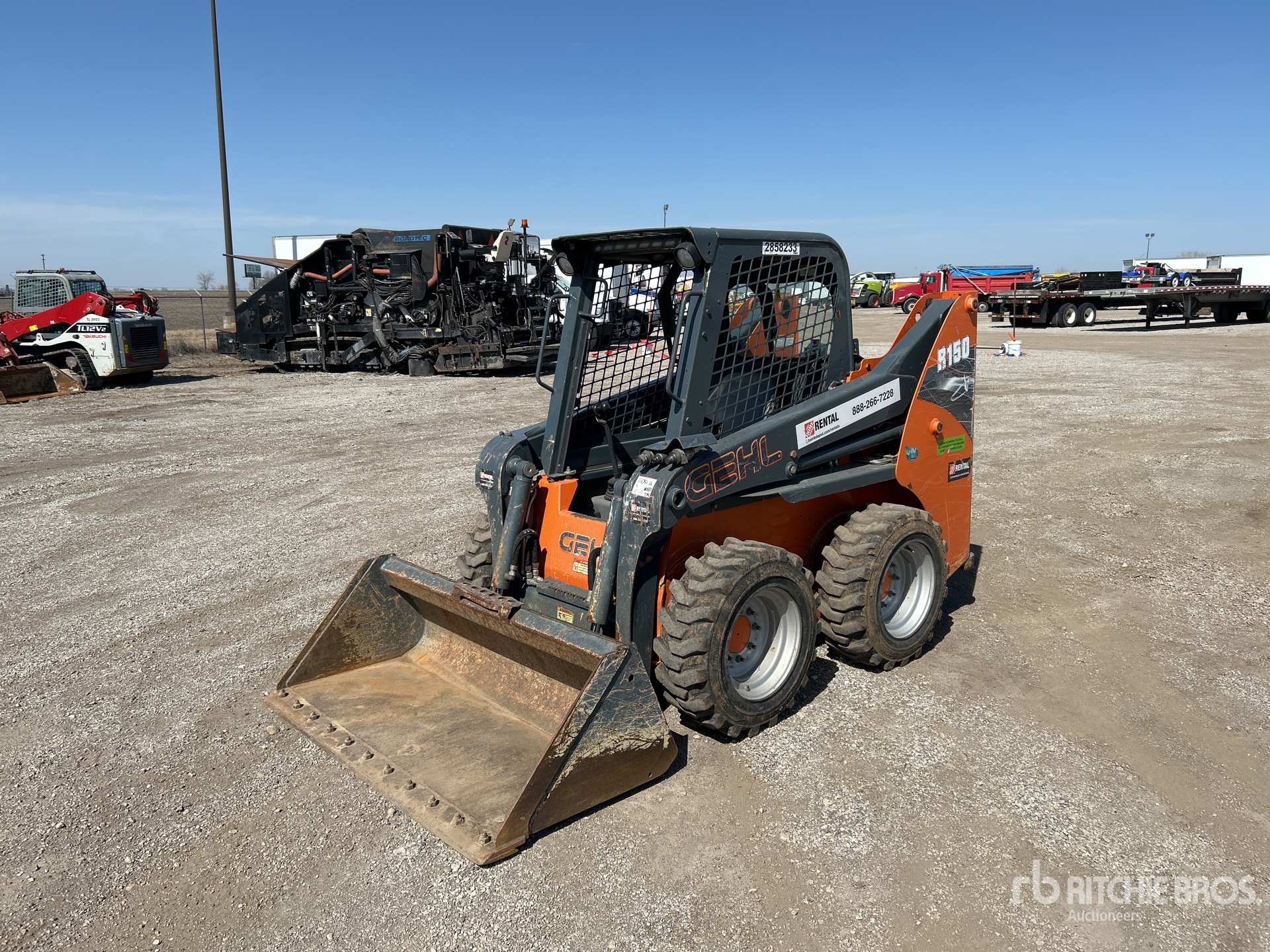 General Appearance with Picture, Left Front Corner