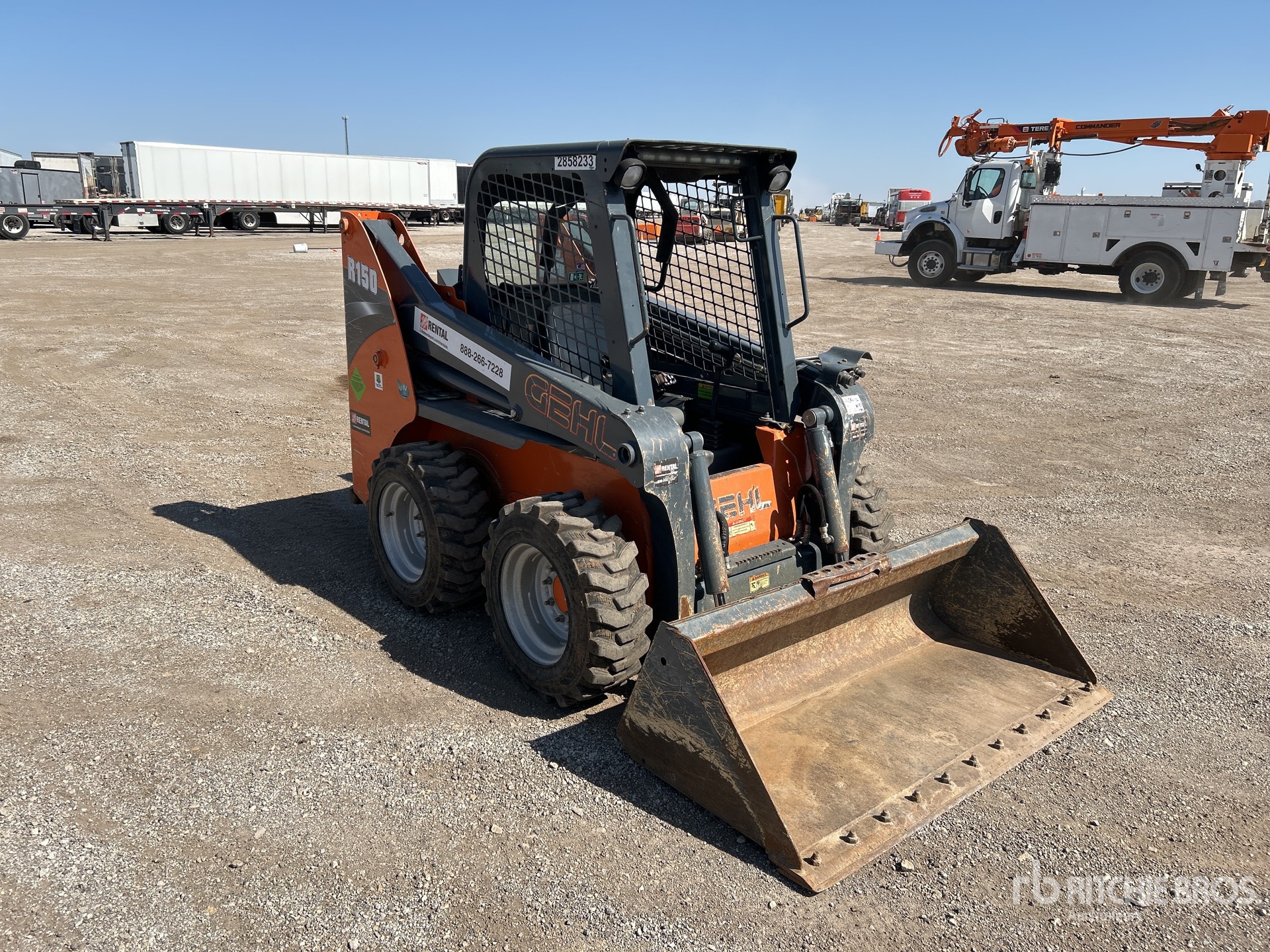 General Appearance with Picture, Right Front Corner