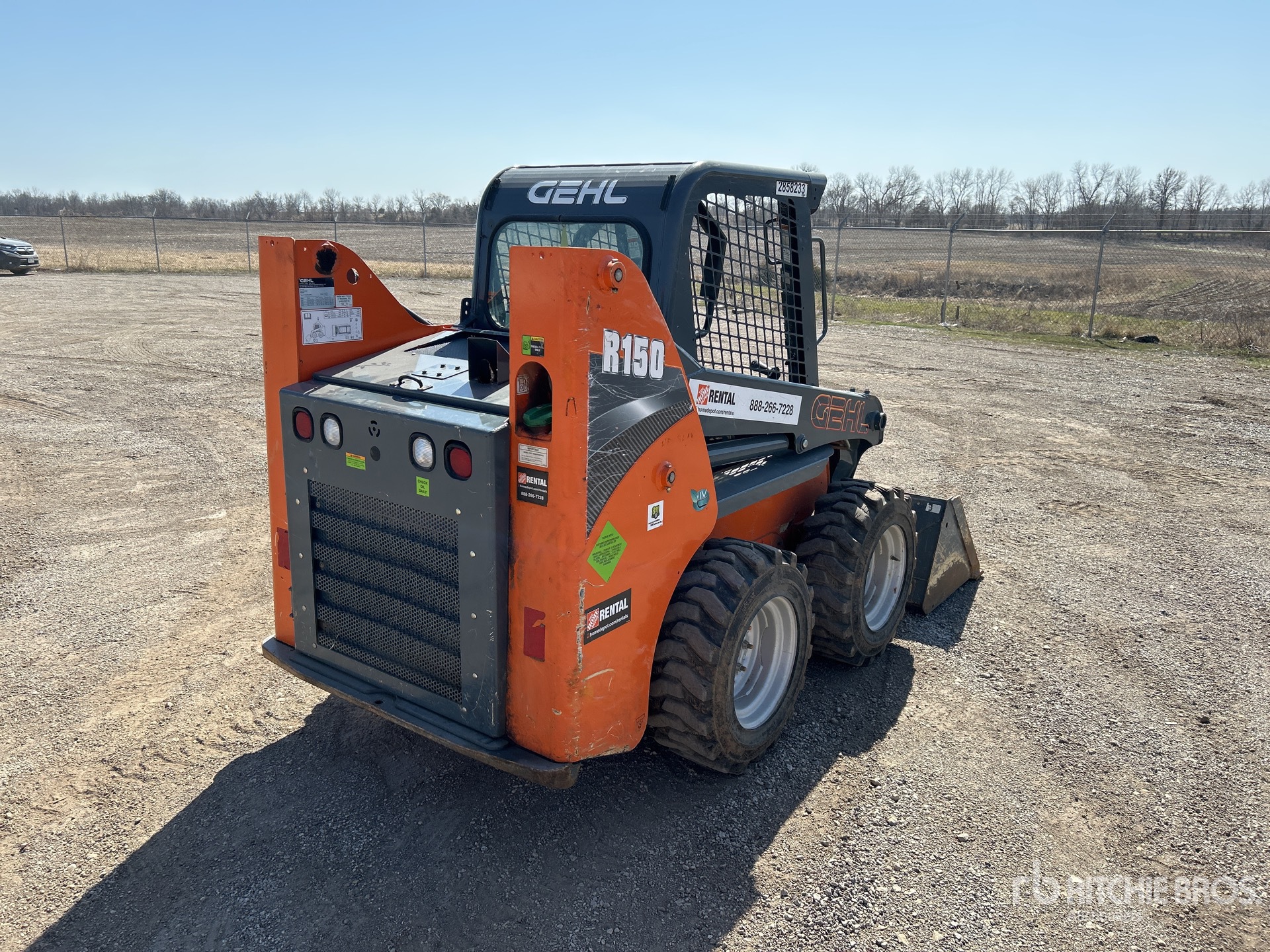 General Appearance with Picture, Right Rear Corner