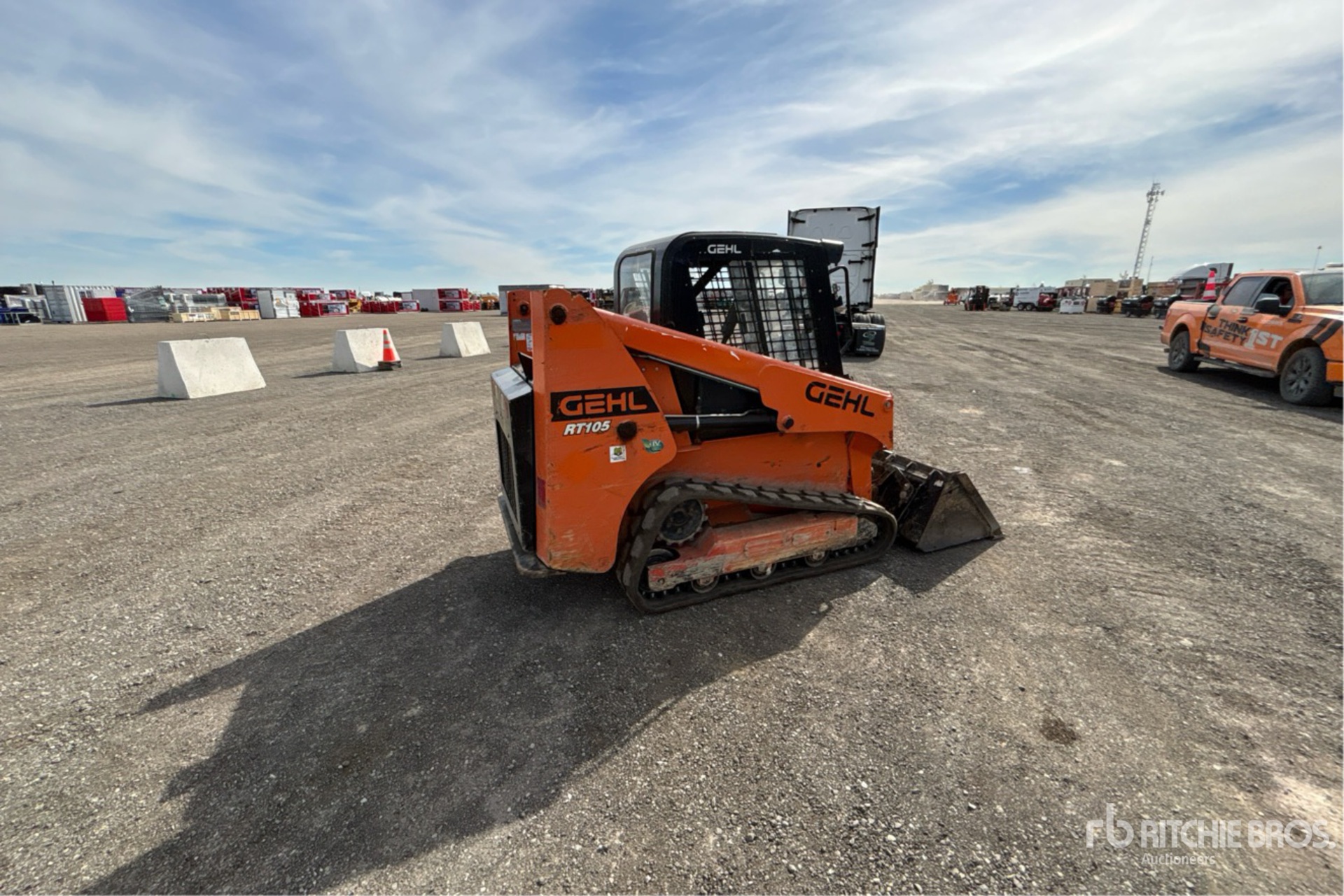 MINI CARGADOR SOBRE ORUGAS 2019 COMPAC RT105