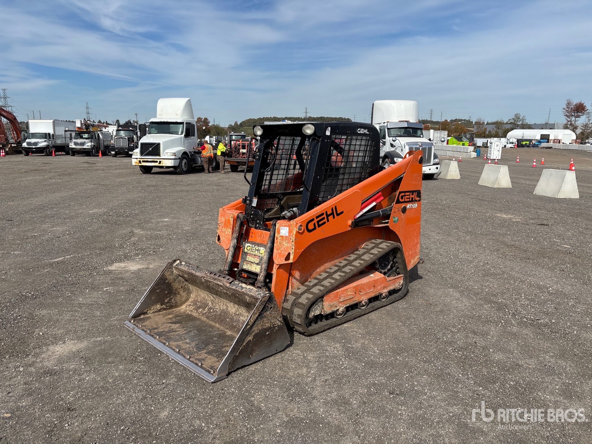 MINI CARGADOR SOBRE ORUGAS 2019 COMPAC RT105