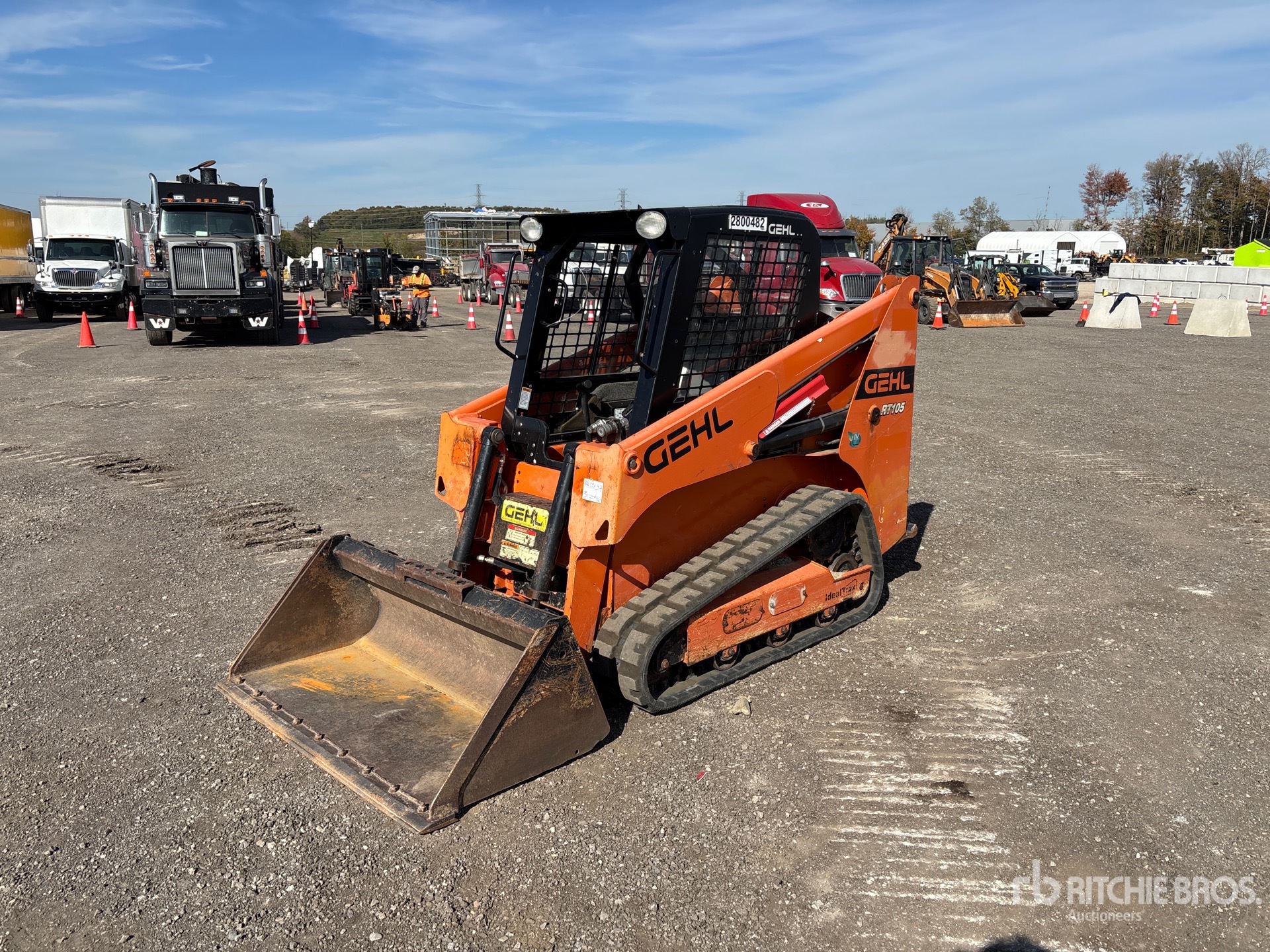 MINI CARGADOR SOBRE ORUGAS 2019 COMPAC RT105