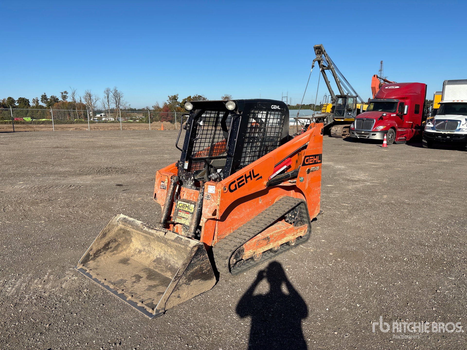 MINI CARGADOR SOBRE ORUGAS 2019 COMPAC RT105