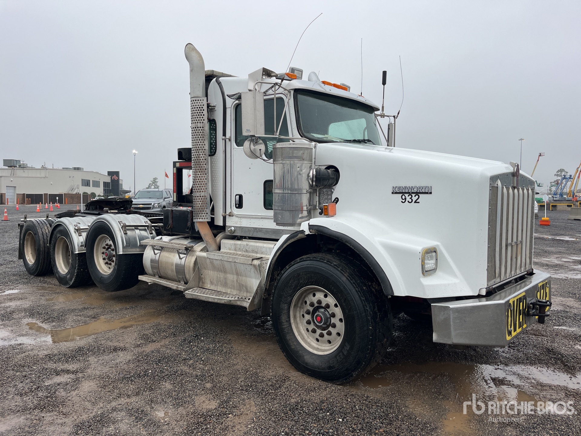 Aspect général with Image, coin avant droit