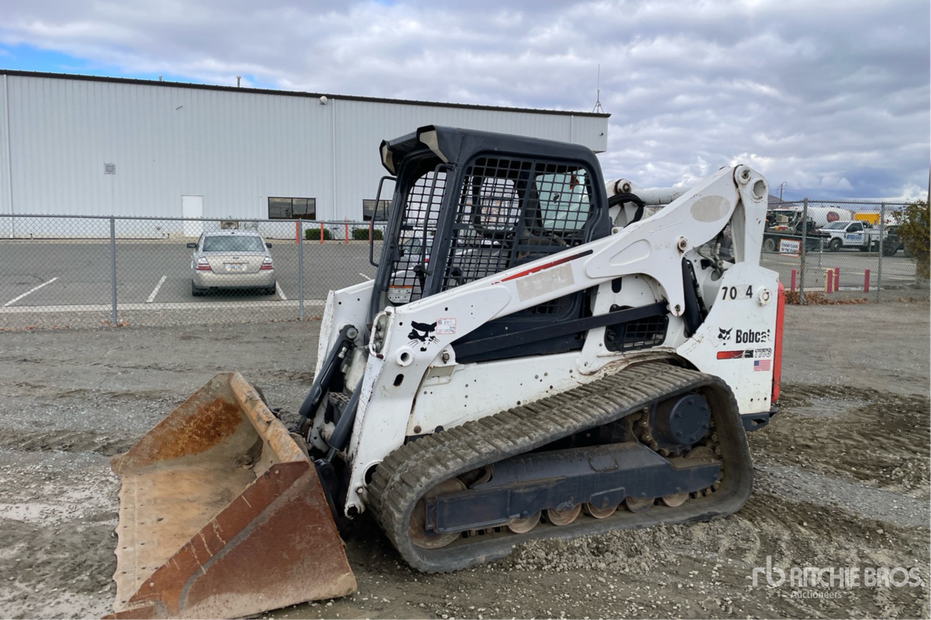 General Appearance with Picture, Left Front Corner