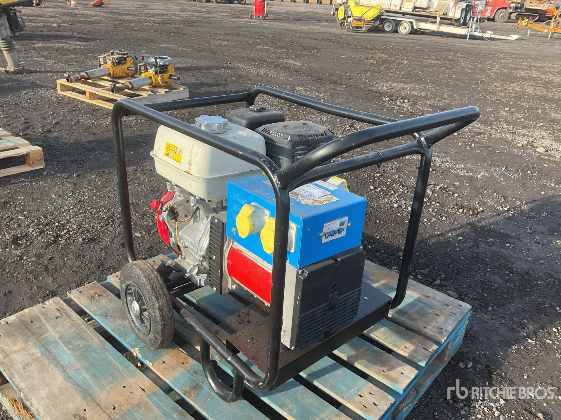 General Appearance with Picture, Left Rear Corner