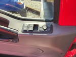 NN195224 - 2022 International LT625: Window Controls