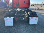 NN195224 - 2022 International LT625: Mud Flaps