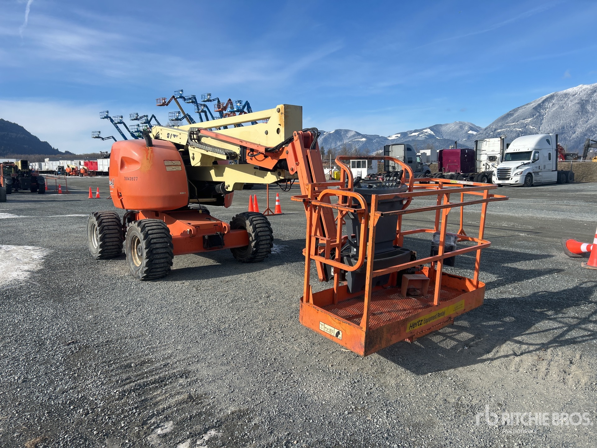 General Appearance with Picture, Right Front Corner