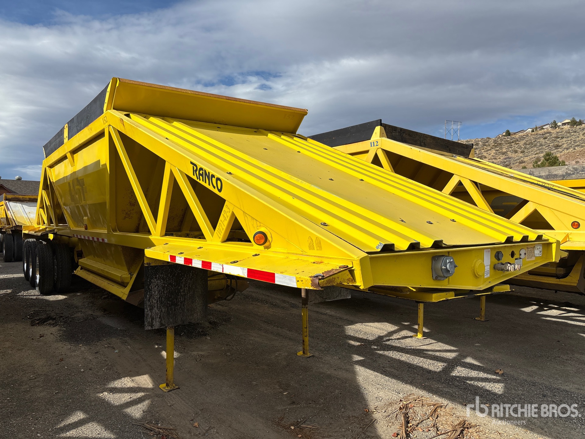 General Appearance with Zdjęcie, prawy górny róg