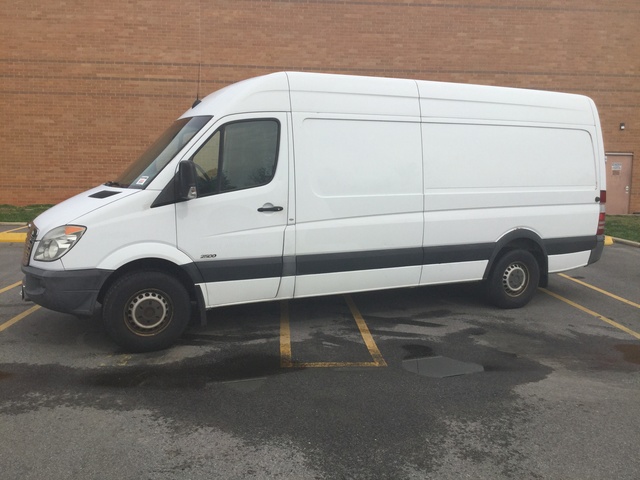 2011 Freightliner Sprinter 2500 Cargo Van 2011 Freightliner Sprinter 2500 Cargo Van