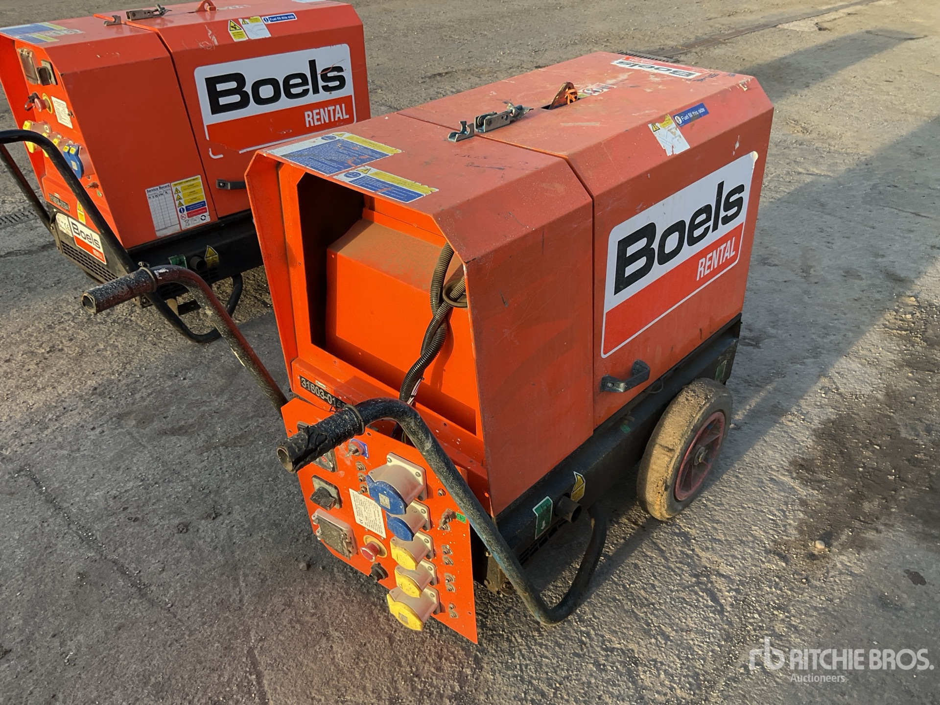 General Appearance with Picture, Left Front Corner