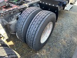 LN203598 - 2020 International LT625: Right Front Drive Tires