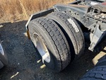 LN203598 - 2020 International LT625: Right Rear Drive Tires