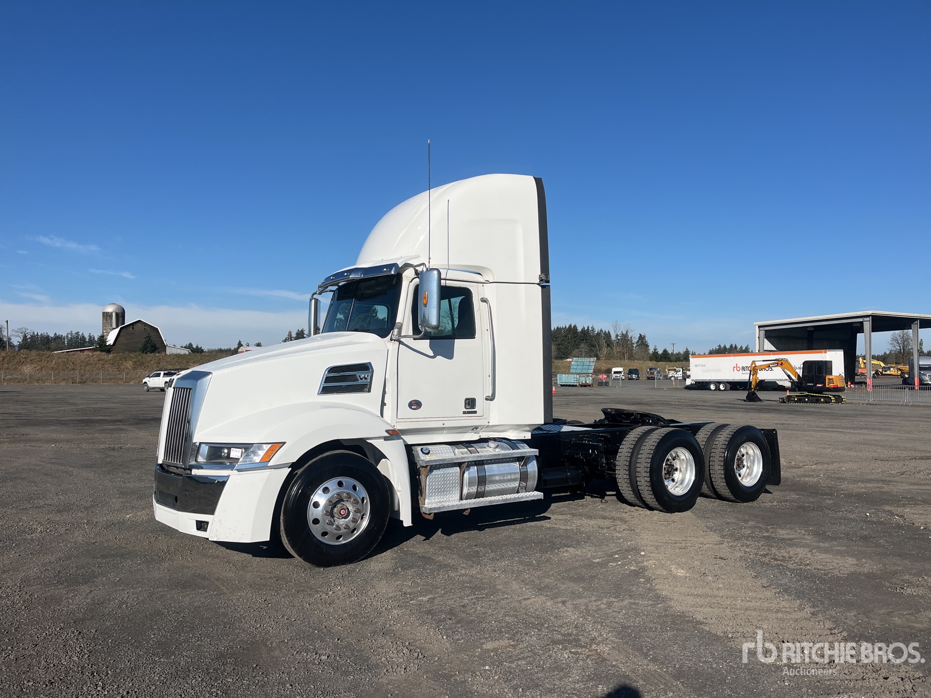2021 Western Star 5700EX 6x4 T/A Day Cab Truck Tractor | Ritchie Bros ...