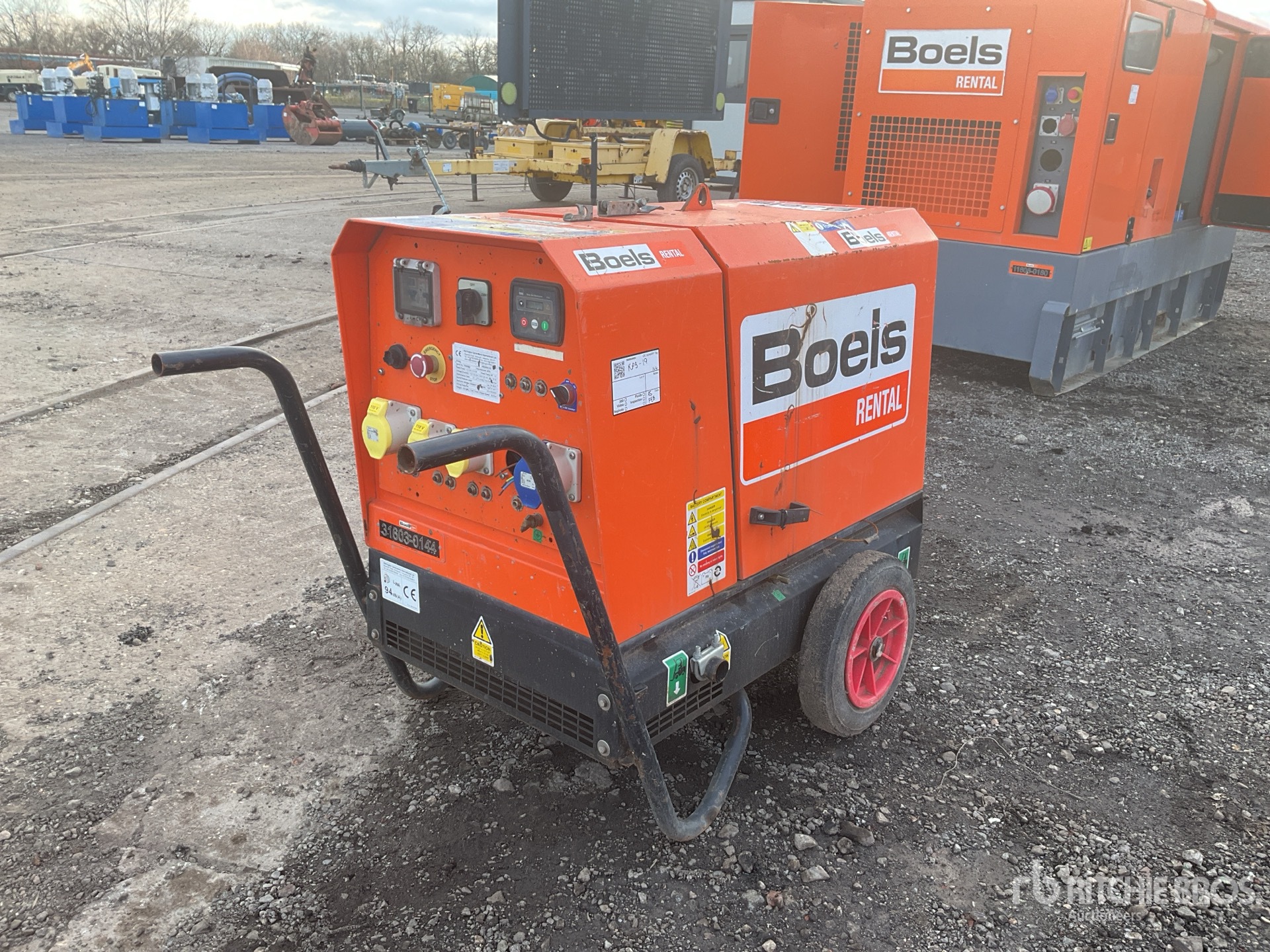 General Appearance with Picture, Right Rear Corner