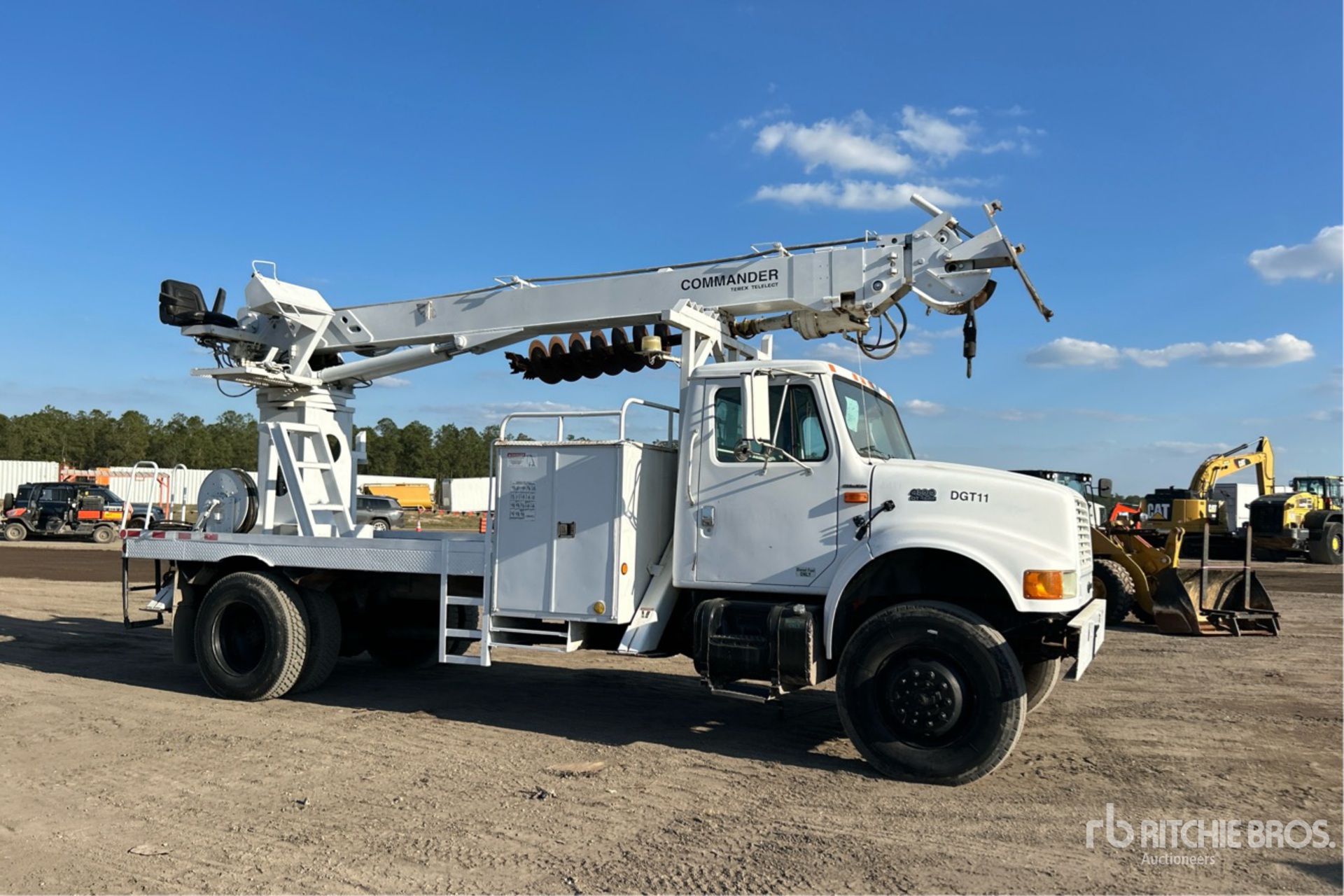 General Appearance with Foto, angolo anteriore destro