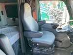 MN031113 - 2021 International LT625: Seats/Armrests