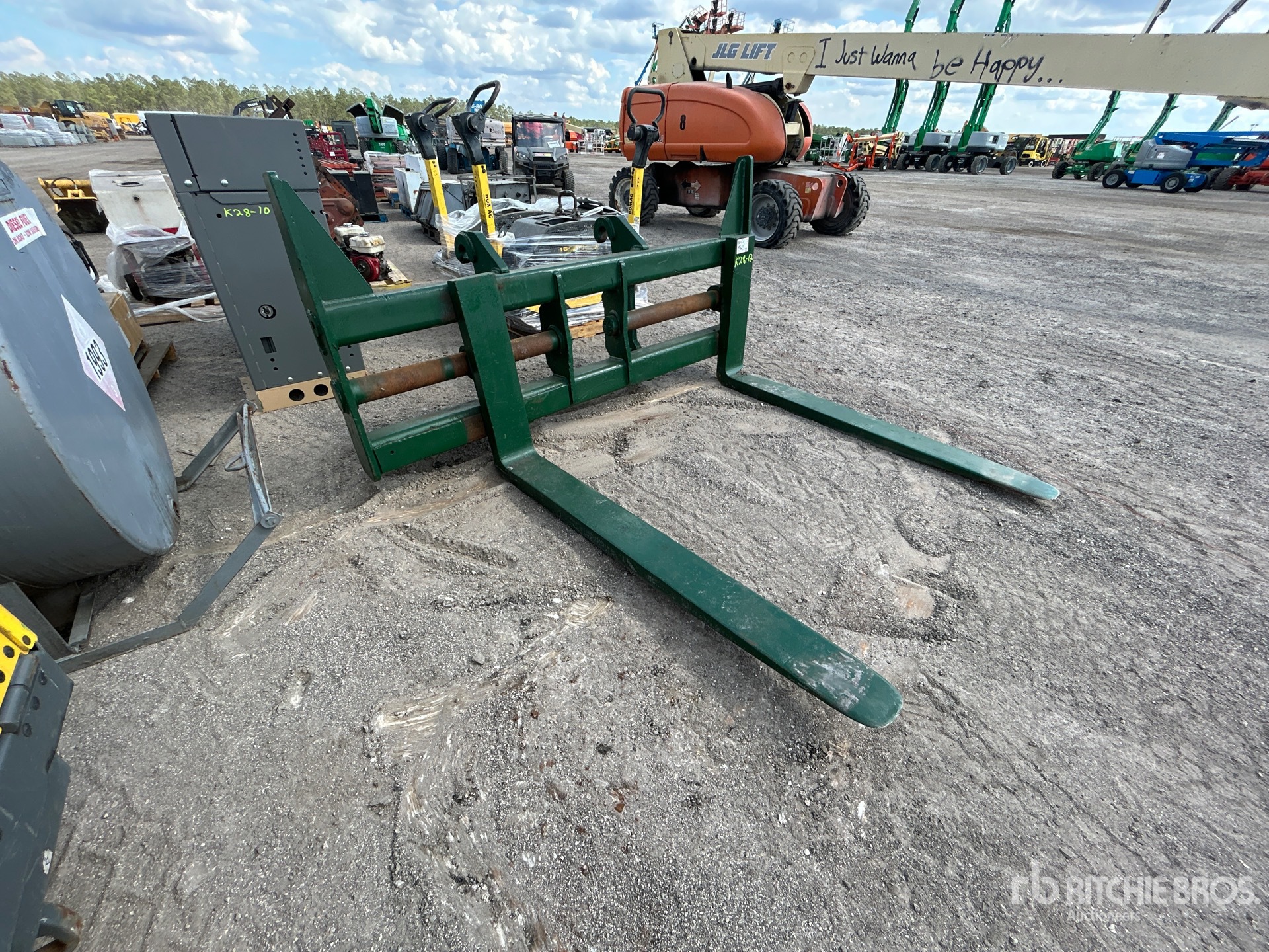 General Appearance with Picture, Right Front Corner