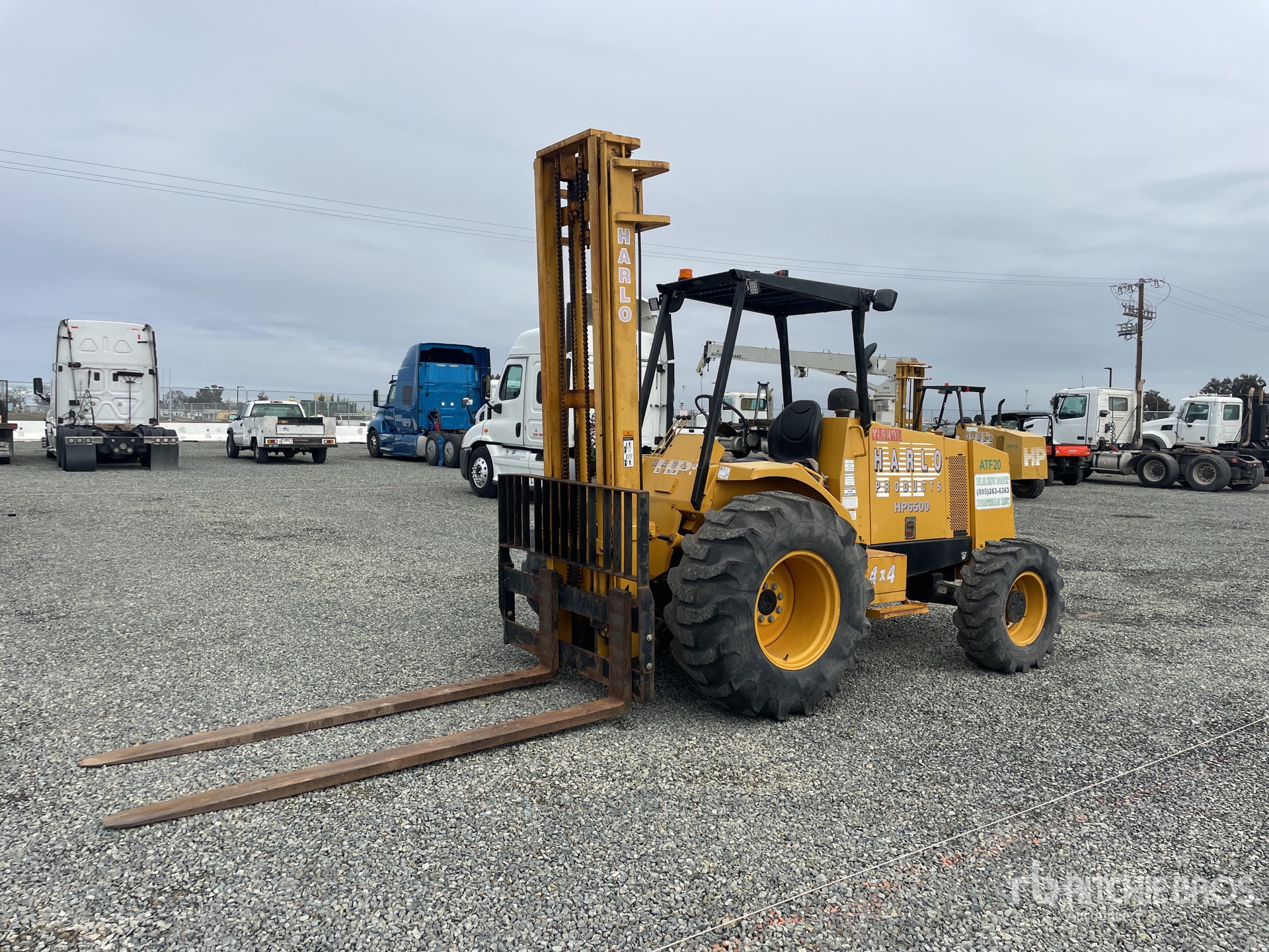 General Appearance with Picture, Left Front Corner