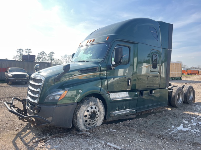 2018 Frieghtliner Cascadia 126 6x4 T/A Sleeper Truck Tractor (Inoperable) 2018 Frieghtliner Cascadia 126 6x4 T/A Sleeper Truck Tractor (Inoperable)
